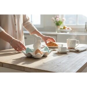 HomeGoods Egg Holder Unisex OS White NWOT Ceramic Bunny Easter Decor 091441